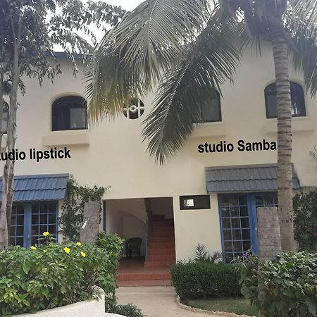 Studio Lipstick Saly Portudal Exteriör bild